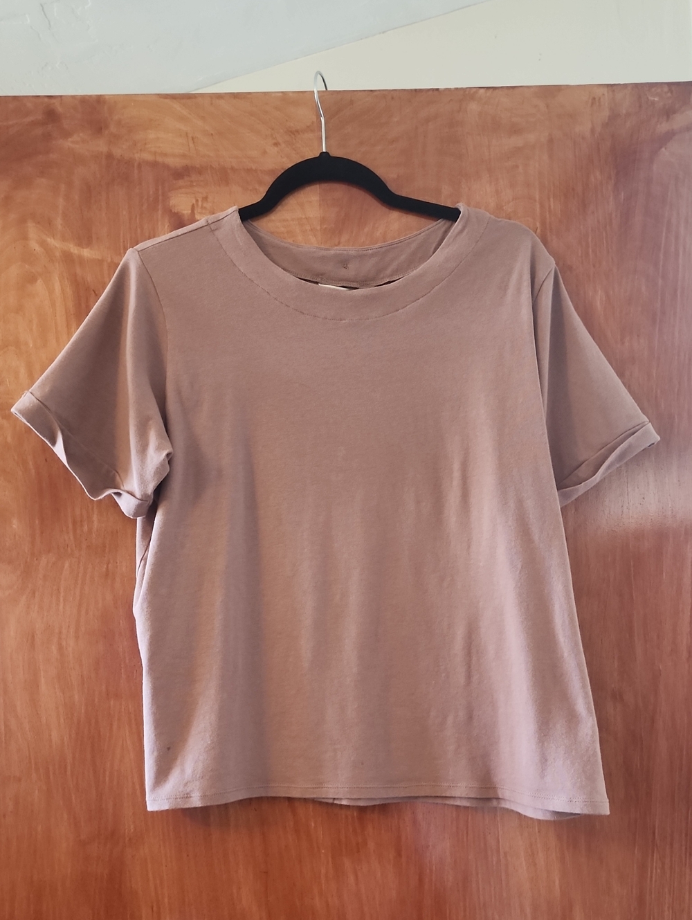 Relaxed Short Sleeve Crewneck Tee in Taupe
